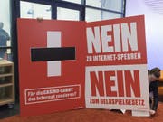 Das Argument der Internetsperren zeigt im bisherigen Abstimmungskampf Wirkung: Das Geldspielgesetz würde heute abgelehnt. Das zeigt die erste Tamedia-Umfrage. (Bild: KEYSTONE/LUKAS LEHMANN)