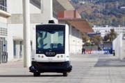 Selbstfahrende Autos, wie hier am "Smart City Expo World Congress" in Barcelona, könnten bald auch in der Ostschweiz Realität werden. (Bild: Keystone)