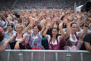 Beste Stimmung am Konzert von Andreas Gabalier im St.Galler Kybunpark. (Bild: Urs Bucher)