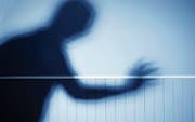 Schlagende Lehrer waren bis in die 70er-Jahre des vergangenen Jahrhunderts ein breit akzeptiertes Phänomen. (Bild: Getty)
