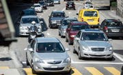Mit rund 250'000 Fahrzeugen an Werktagen ist der Untere Graben die meistbefahrene Kantonsstrasse des Kantons. (Bild: Hanspeter Schiess)