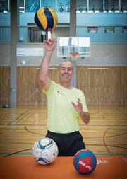 Leonz Eder in der HSG-Sporthalle. Neu ist für ihn vor allem Gesundheitssport angesagt. (Bild: Ralph Ribi)