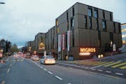 Der Neubau der Migros Bruggen an der Fürstenlandstrasse. (Bild: Leonardo Da Riz)
