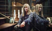Sein Treppenhaus war ein Spiegelkabinett: Charles Frey alias Akron in seinem «Hexenschlösschen» in St. Gallen. (Bild: Urs Jaudas (St. Gallen, 7. Oktober 2013))