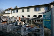 Zurzeit wartet der Betrieb noch auf den Bescheid des Konkursamtes, ob die laufenden Baustellen noch zu Ende geführt werden dürfen. (Bild: Hannes Thalmann)