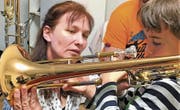 Anleitungen erleichtern den Zugang zum Instrument. (Bild: PD)