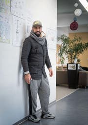 Ein Erdbeben nahm ihm Vater, Bruder und beide Beine unterhalb der Knie: Seit fünf Monaten ist der kurdische Flüchtling Mustafa Çigci bei der Gravita in Behandlung.