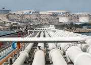 Der Kauf von iranischem Öl bleibt erlaubt. Im Bild der Kharg Oil Terminal im Persischen Golf. (Bild: Abedin Taherkenareh/EPA (Kharg Island, 12. März 2017))