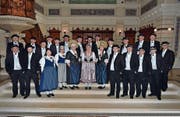 Der Jodlerchor Stadt St. Gallen präsentiert seine Tracht an einem Konzert in der Kirche St. Laurenzen. (Bild: PD)