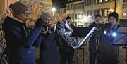 Bläser der Stadtmusik Bischofszell umrahmen den Anlass mit stimmungsvollen Kompositionen. (Bild: Monika Wick)