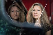 Dirigentin Manuela Eichenlaub gehört zu den immer noch seltenen Frauen, die professionell einen Chor leiten. (Bild: Michel Canonica)
