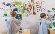Im neueröffneten Kunstlabor des Kunstmuseums St. Gallen können Kinder einmal pro Monat nach Herzenslust kreativ sein. (Bild: pd/Daniel Ammann)