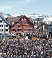 An der Landsgemeinde sollen Hörende und Gehörlose die gleichen Voraussetzungen vorfinden. (Bild: Thomas Delley/KEY (Appenzell, 30. April 2017))