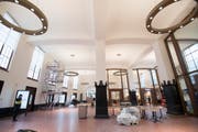 Die St.Galler Bahnhofshalle kurz vor ihrer Eröffnung am 17. November. (Bild: Ralph Ribi)