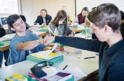 Austauschschüler beim Deutschunterricht im Vereinszentrum Bleiche in Bischofszell. (Bild: Andrea Stalder)