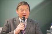 Der Sicherheitspolitiker Jakob Büchler setzte sich 2014 auch für die Beschaffung des Kampfjets Gripen ein, hier bei einem Podium im St.Galler Pfalzkeller. (Bild: Urs Jaudas)