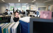 Mitarbeitende der Abraxas am St. Galler Hauptsitz: Das IT-Unternehmen will mit der VRSG fusionieren. (Bild: Urs Bucher)