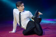 Alexandr Batuev kann sich selber so zusammenlegen, dass er in einer Kiste Platz hat. (Bild: Melanie Duchene/KY)