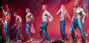 Die Chippendales reissen sich ihre Leibchen vom Körper und präsentieren einer Halle voller Frauen ihre Sixpacks – so auch vorgestern Freitagabend im Pentorama in Amriswil. (Bilder: Reto Martin)