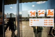 Die Migros St.Fiden wird während der Renovierung geöffnet bleiben. (Bild: Urs Bucher)