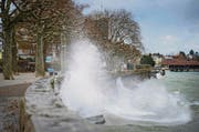 Der Bodensee wird in Anna Sterns melancholischem Krimi zur übermächtigen Schicksalsmacht. (Bild: Benjamin Manser)