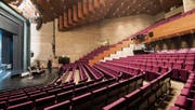 Zuschauerraum des Theaters St. Gallen: Die Sanierung bringe keinen «Wow-Effekt», bedauert die SVP. (Bild: Ralph Ribi)