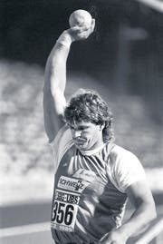 1989 als Kugelstösser beim Leichtathletik-Meeting in Zürich. (Bild: ky)