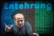 «In jungen Jahren suchte Rilke den Anschluss an die Moderne», sagt Matthias Peter. Mit Nicole Knuth präsentiert er drei frühe Dramen des Dichters. (Bild: Benjamin Manser)