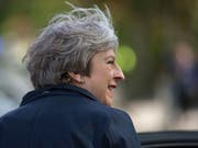 Gegenwind vom Parlament für die britische Regierungschefin Theresa May bei den Brexit-Verhandlungen. (Bild: KEYSTONE/AP PA/OLI SCARFF)