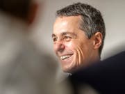 Trotz neuer Probleme bei den Verhandlungen mit der EU ist Aussenminister Ignazio Cassis überzeugt, bis im Sommer eine grundsätzliche Einigung über ein Rahmenabkommen zu erreichen. (Bild: KEYSTONE/PATRICK HUERLIMANN)