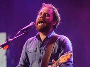 Der Sänger der schottischen Indie-Rock-Band, Scott Hutchison, ist gestorben. Seine Familie würdigte ihn als einen, der "sein Herz auf der Zunge getragen hat". (Bild: KEYSTONE/AP PA/DOMINIC LIPINSKI)