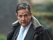 Umgerechnet 872'000 Franken Busse muss Barclays-Chef Jes Staley bezahlen. (Bild: Keystone/EPA/FACUNDO ARRIZABALAGA)