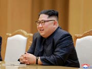 Der nordkoreanische Machthaber Kim Jong Un hat die Zerstörung des Geländes bereits angekündigt, (Bild: KEYSTONE/AP KCNA via KNS)