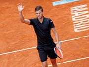 Im Hoch: der österreichische Sandspezialist Dominic Thiem (Bild: KEYSTONE/AP/FRANCISCO SECO)
