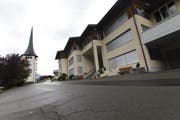 Das Kreisschulhaus Spiringen muss saniert werden. (Bild: Florian Arnold, September 2017)