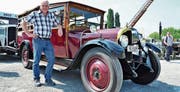 Camionette Baujahr 1925 mit Vorbesitzer Kurt Bähler.