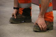 7.10 Uhr: morgendliches Einturnen im Werkhof. (Bild: Brigitt Hunziker Kempf)