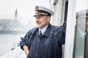 Oberkapitän Erich Hefti bildet die beiden angehenden Kapitäne aus. (Bild: Andrea Stalder)