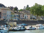 Das Städtchen Tournus am Ufer der Saône. (Bild: Silvia Schaub)