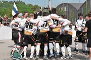 Oberwil ist im Schweizer Streethockey das Mass aller Dinge in der Schweiz: Die Finalspiele enden mit dem Gesamtskore von 17:2. (Bild: Sandra Schmid (Belp, 5. Mai 2018))