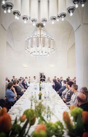 Die Gäste feierten das 125-Jahr-Jubiläum im Keller der Kornschütte. (Bild: Andrea Stalder)
