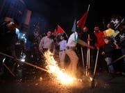 Mit der Verlegung der US-Botschaft in Israel von Tel Aviv nach Jerusalem am heutigen Montag werden starke Unruhen befürchtet - Palästinenser werden wie schon in den vergangen Tagen erneut heftig protestieren. (Bild: KEYSTONE/EPA/ABED AL HASHLAMOUN)