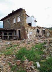 Noch immer sind die Spuren des Erdbebens vom August 2016 sichtbar. Damals kamen im 138 Kilometer östlich von Rom gelegenen Amatrice und den Nachbargemeinden rund 300 Menschen ums Leben.Bilder: PD