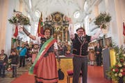 Eine volle Kirche für die Festsieger Alice Stalder und Erwin Emmenegger. (Bild: Dominik Wunderli (Schüpfheim, 10. Mai 2018))