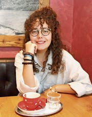 Mit dem Abend über Kambodscha in Flawil tritt Lea Elena Filliger erstmals als Brückenbauerin zwischen zwei sich fremden Kulturen in Erscheinung. (Bild: Christof Lampart)