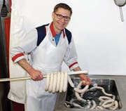 Daniel Achermann hat seinen Ein-Mann-Betrieb in der ehemaligen Käserei in Hinterforst. (Bild: Gert Bruderer)