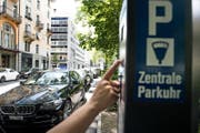 An der Murbacherstrasse (Bild) sind mehrere Autos beschädigt wurden. (Bild: Corinne Glanzmann / Archiv LZ)