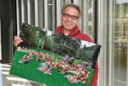 Der Fotograf Augustin Saleem lebt seit 28 Jahren in St. Gallen und möchte mit seiner Ausstellung der Stadt etwas zurückgeben. (Bild: PD)