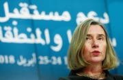 Gibt sich kämpferisch: EU-Aussenbeauftragte Federica Mogherini. (Bild: Olivier Hoslet (Brüssel, 25. April 2018))