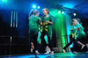 Vier Urner Tanzschulen präsentierten ihre Choreografien im Foyer des Theaters Uri. (Bild: (Bild: Urs Hanhart, Altdorf, 5. Mai 2018))